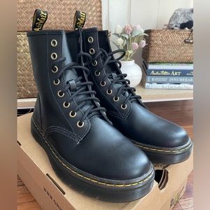Doc Martens Zavala Boots- Women’s US size 8